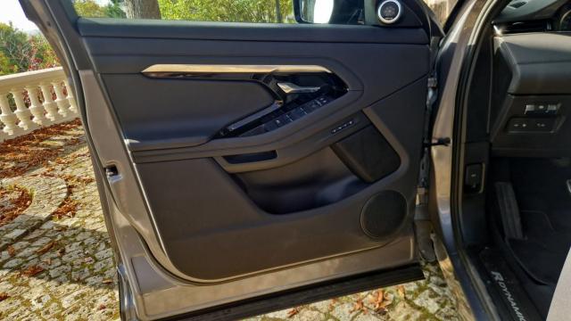 Land Rover Range Rover Evoque image 6