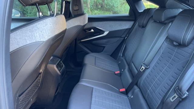 Peugeot 3008 image 1