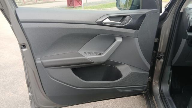 Volkswagen T-Cross image 8