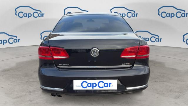 Volkswagen Passat image 9