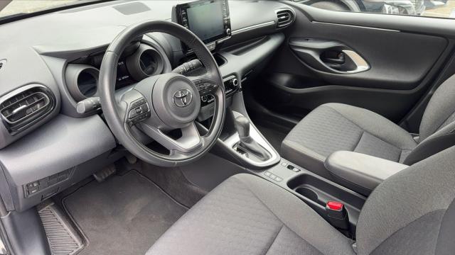 Toyota Yaris image 9