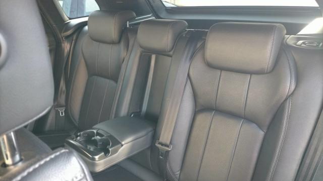 Land Rover Range Rover Evoque image 8