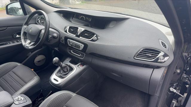 Renault Grand Scénic image 9