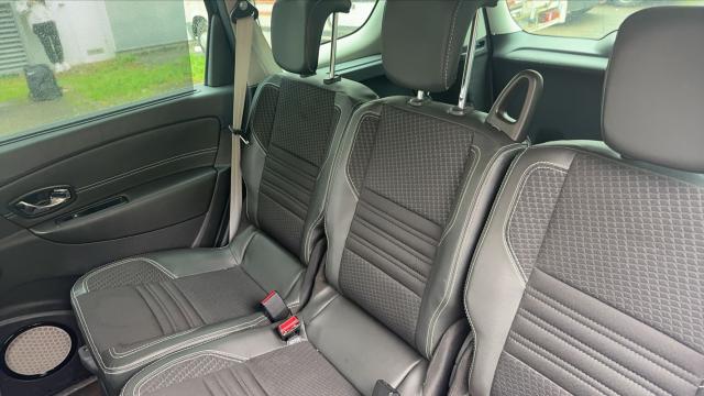 Renault Grand Scénic image 8