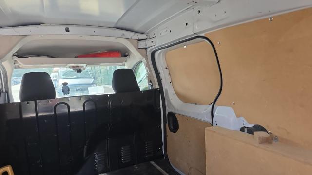 Renault Express image 1