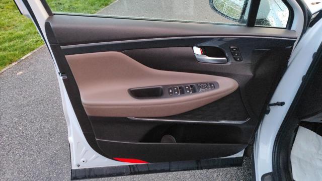 Hyundai Santa Fe image 7