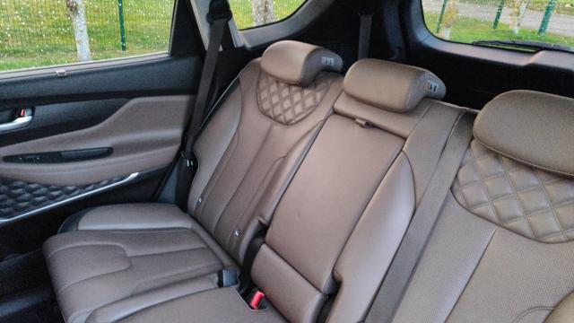 Hyundai Santa Fe image 4