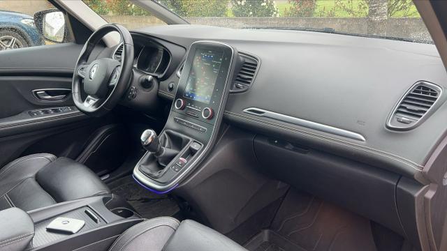 Renault Scénic image 2