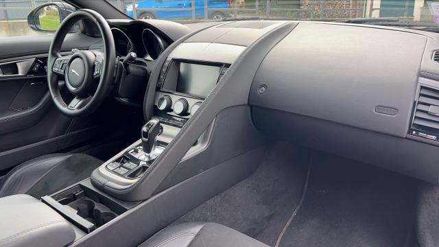 Jaguar F-Type image 5