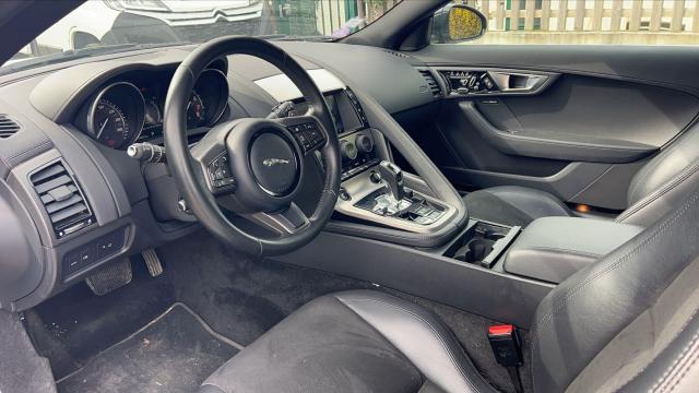 Jaguar F-Type image 8