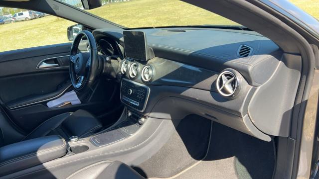 Mercedes Benz Cla Shooting Brake image 6