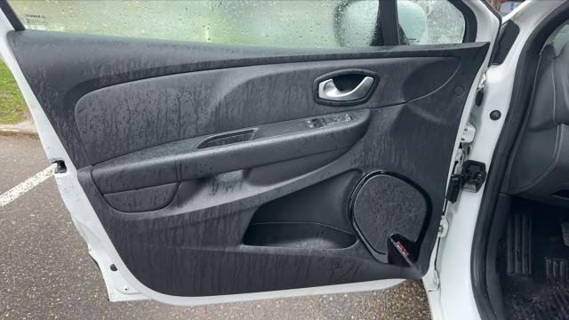 Renault Clio image 9