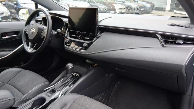 Toyota Corolla Touring Sports image 6