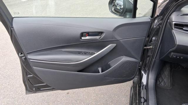 Toyota Corolla Touring Sports image 4