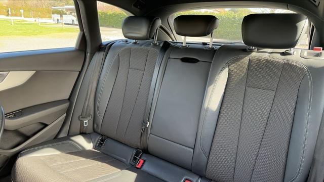 Audi A4 Avant image 8