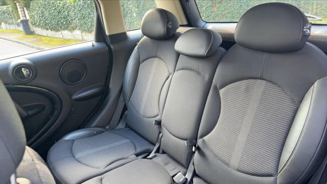 Mini Countryman image 8