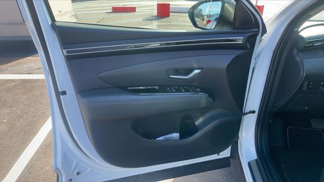 Hyundai Tucson image 6