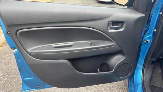 Mitsubishi Space Star image 1