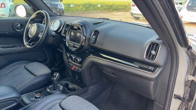 Mini Countryman image 9