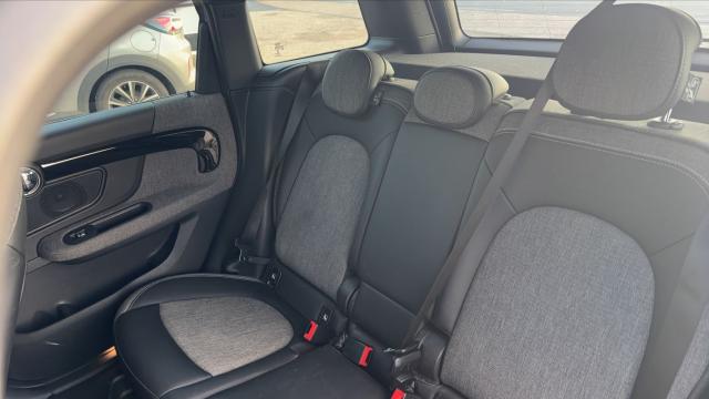 Mini Countryman image 2