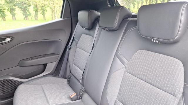 Renault Clio image 8