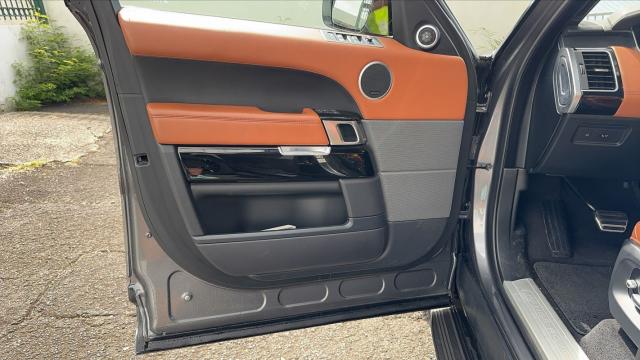 Land Rover Range Rover Sport image 1