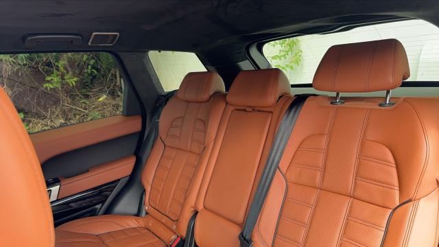 Land Rover Range Rover Sport image 2