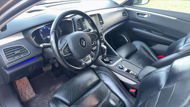 Renault Talisman Estate image 3