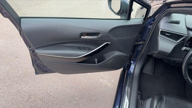 Toyota Corolla Touring Sports image 2