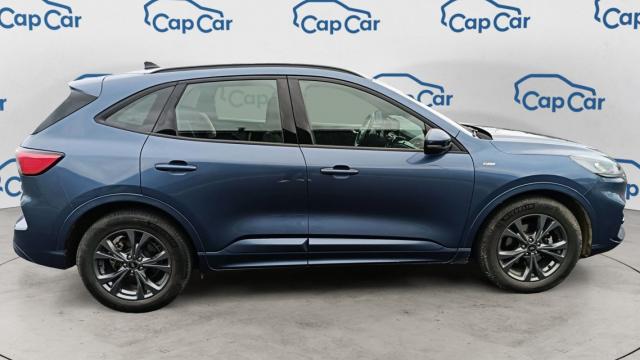 Ford Kuga image 2