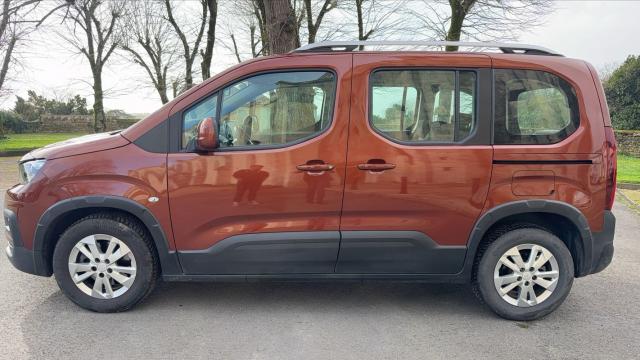 Peugeot Rifter image 9