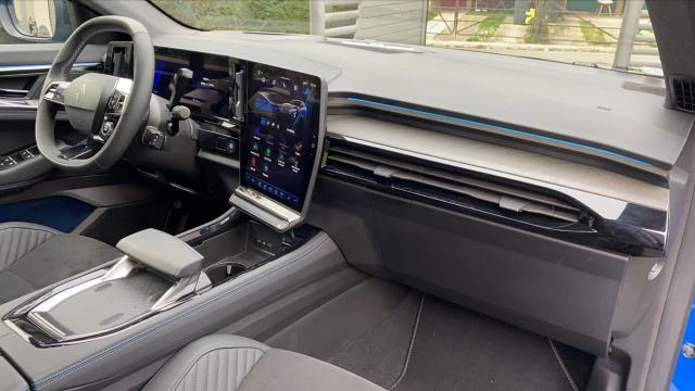 Renault Rafale image 2