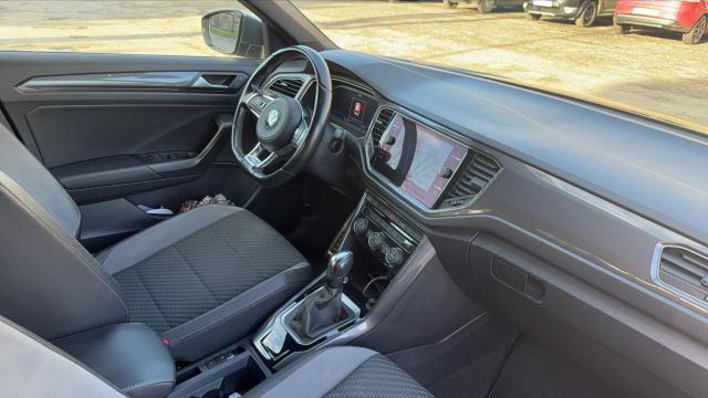 Volkswagen T-Roc image 3
