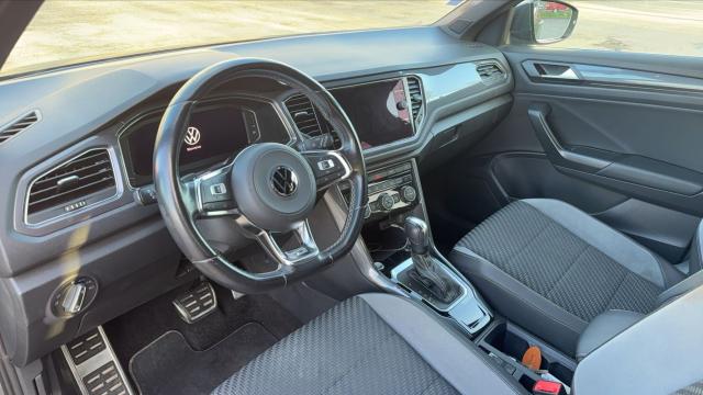Volkswagen T-Roc image 6