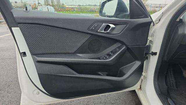 Bmw Série 1 image 3