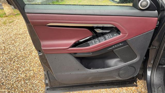 Land Rover Range Rover Evoque image 3