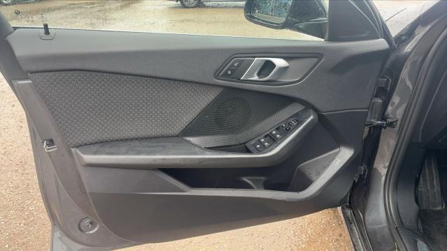 Bmw Série 1 image 3