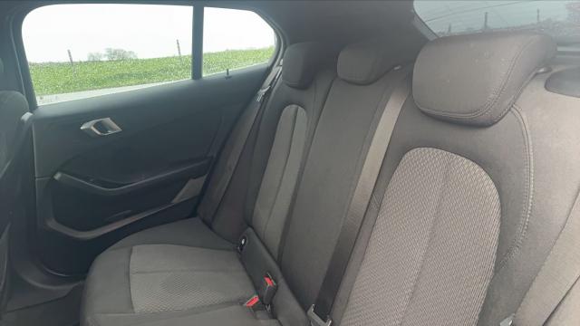 Bmw Série 1 image 6