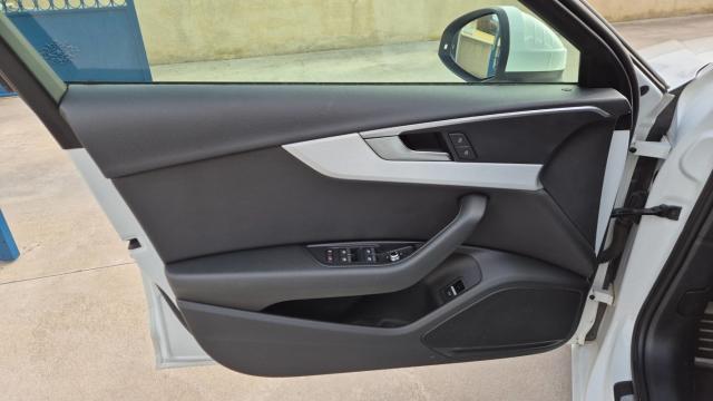 Audi A4 Avant image 2