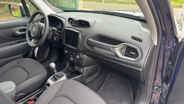 Jeep Renegade image 2