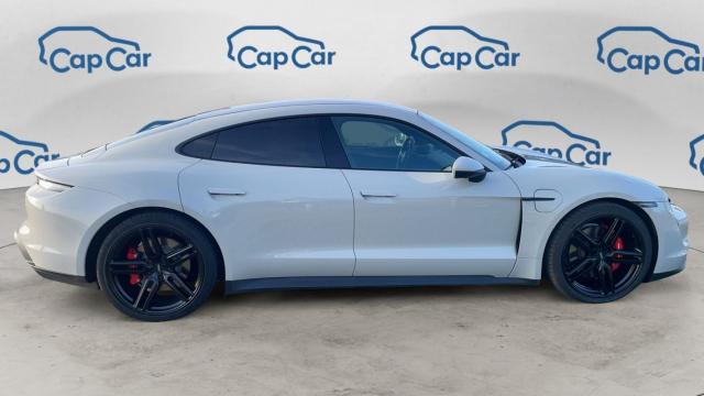 Porsche Taycan image 5