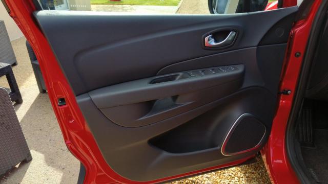 Renault Captur image 3