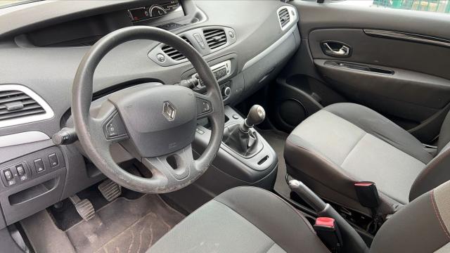 Renault Scénic image 3