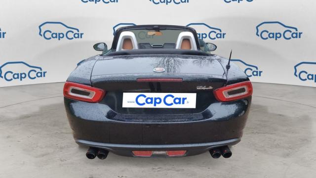 Fiat 124 Spider image 2
