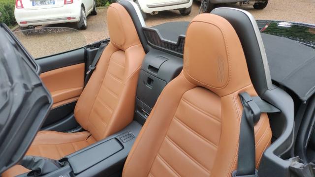 Fiat 124 Spider image 8