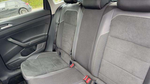 Volkswagen Taigo image 9