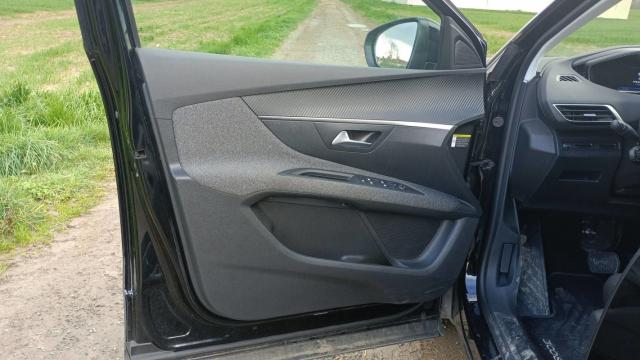 Peugeot 3008 image 6