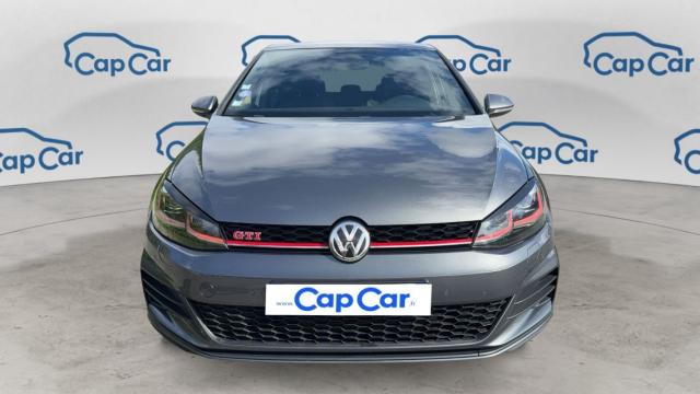 Volkswagen Golf image 9