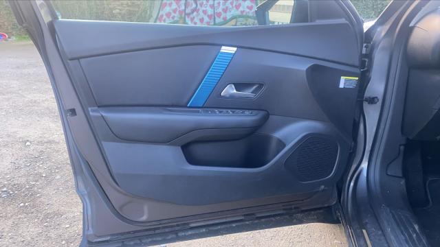 Citroen E-C4 image 1