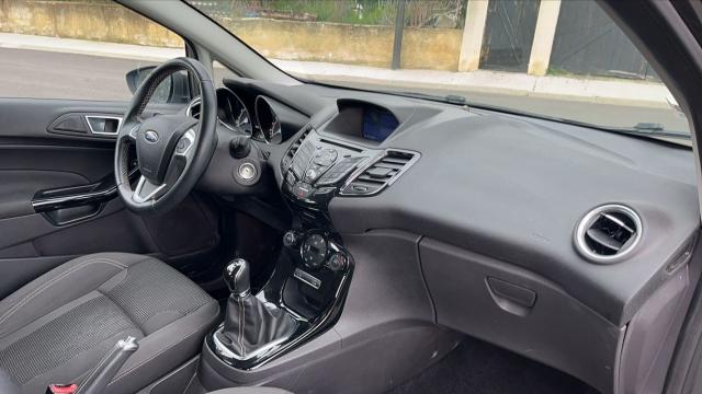Ford Fiesta image 7